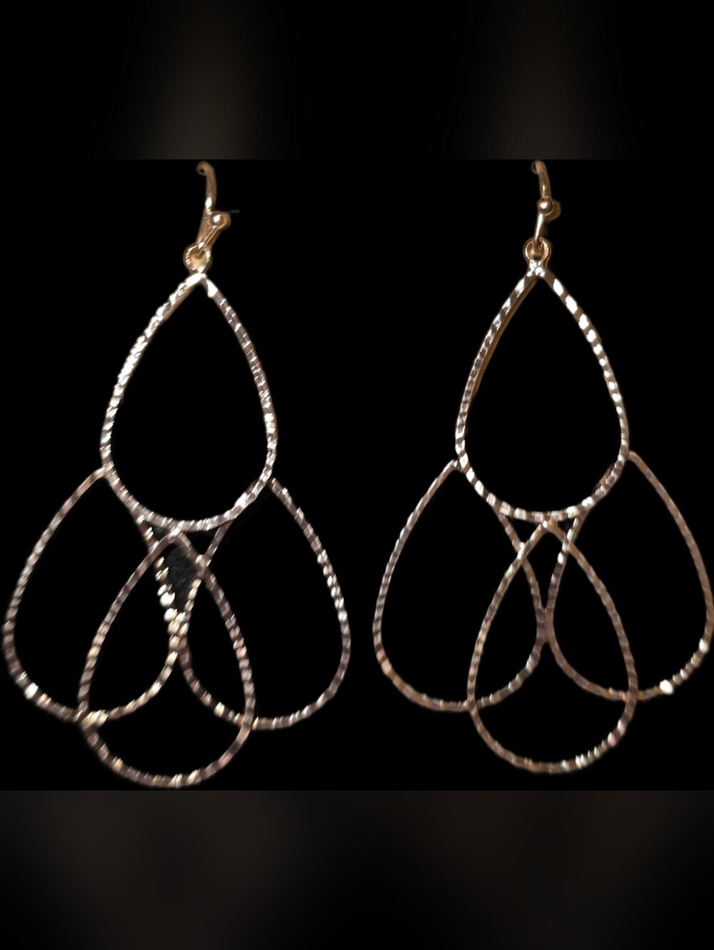 Delicate Teardrop Filigree Dangle Earrings